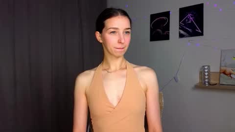 Hello My name is Helene NTMU  Finger up if u like what u see online show from September 2025 02:28:01 PM