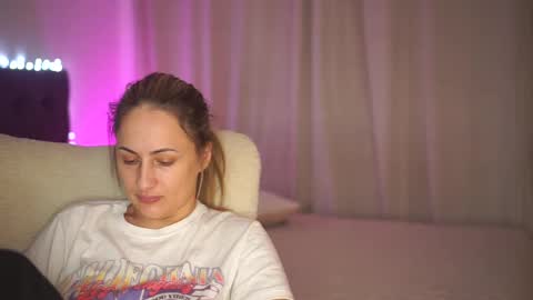 Tina online show from December 2024 05:38:01 AM