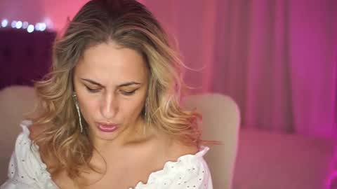 Tina online show from December 2024 08:15:01 PM