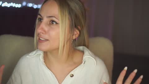 Tina online show from December 2024 10:37:01 PM