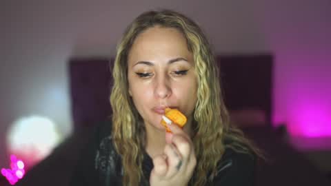 Tina online show from December 2024 05:02:01 PM