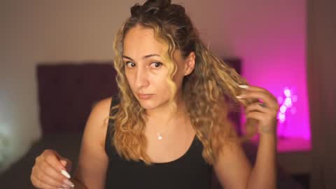 Tina online show from January 2025 02:25:01 AM