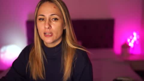 Tina online show from January 2025 08:48:01 PM