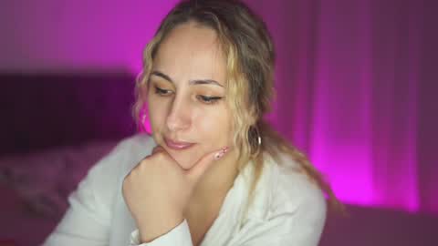 Tina online show from February 2025 07:59:02 PM