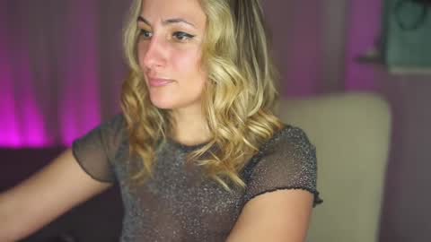 Tina online show from March 2025 01:09:01 AM