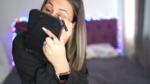 Tina online show from January 2026 10:17:01 AM