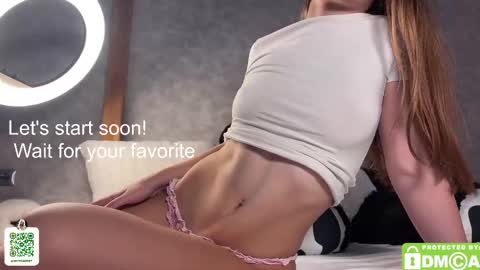 notecarret online show from October 2025 07:14:02 PM