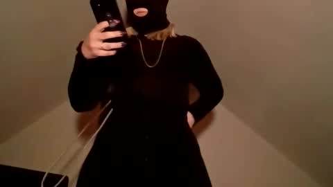 notouchmami online show from January 2026 11:56:02 AM