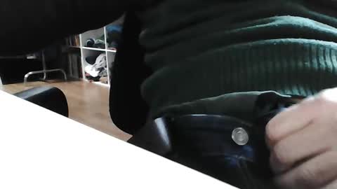 Snapshot of noux69 chatting on December 2024 02:35:02 PM noux69 online show from December 2024 02:35:02 PM