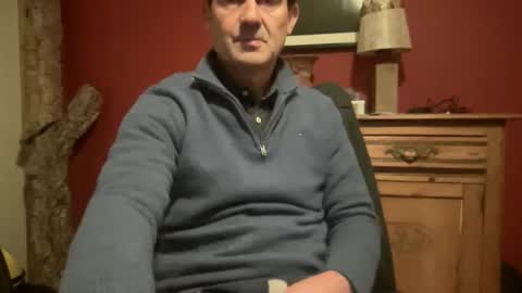 Snapshot of noux69 chatting on November 2025 05:23:02 PM noux69 online show from November 2025 05:23:02 PM