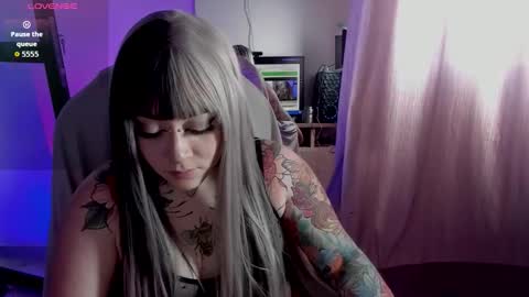 Snapshot of nova_gara chatting on October 2025 07:07:02 PM s online show from October 2025 07:07:02 PM