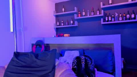 Nova Salvatore online show from March 2026 03:12:01 AM