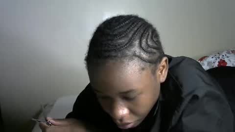 novaah online show from November 2025 02:14:02 AM