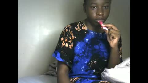 novaah online show from December 2025 01:54:01 AM