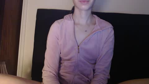 Snapshot of novafrey chatting on January 2025 10:43:02 PM Olivia online show from January 2025 10:43:02 PM