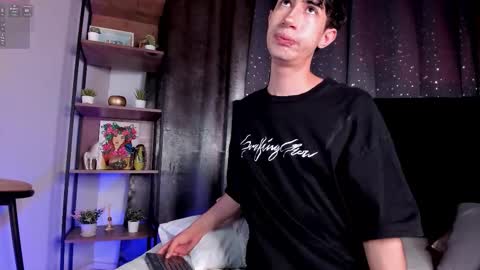 Nova online show from October 2025 01:57:02 PM