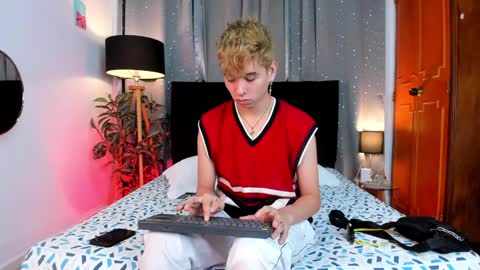 NovayBrian online show from January 2025 04:36:02 AM