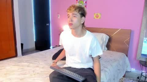 NovayBrian online show from February 2025 04:42:01 AM