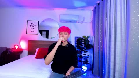 NovayBrian online show from March 2025 04:36:02 AM