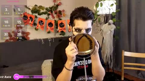 Snapshot of nudetension chatting on October 2025 09:43:01 AM Maks online show from October 2025 09:43:01 AM