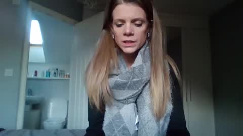 Alice  Nudgeman online show from November 2025 09:09:02 AM