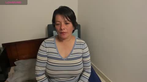 nuit_rose online show from February 2025 06:45:02 AM