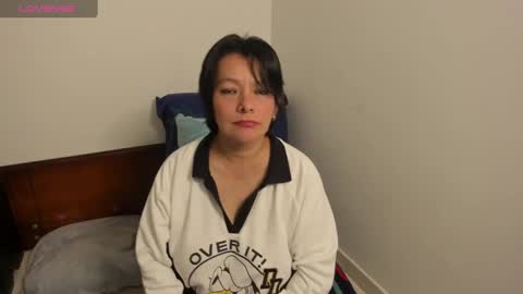 nuit_rose online show from March 2025 01:45:01 AM