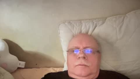 nukiss online show from November 2025 10:38:02 AM