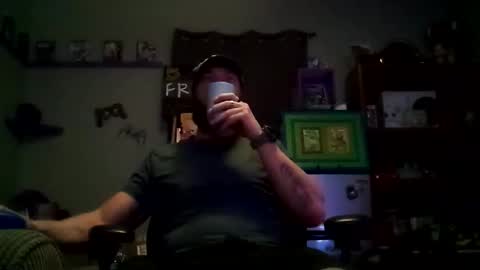 Awwwww Hey Sweetie Pies. Welcome To The Sweetie Pie Lounge. Enjoy The Dad-Cast. SweetCorny Fun-loving Dad Talk. online show from February 2025 05:19:02 AM