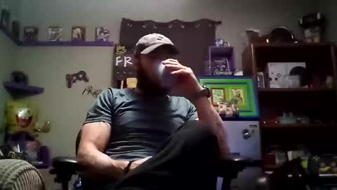 Awwwww Hey Sweetie Pies. Welcome To The Sweetie Pie Lounge. Enjoy The Dad-Cast. SweetCorny Fun-loving Dad Talk. online show from March 2025 10:31:02 PM