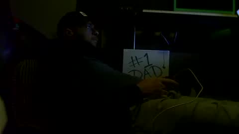 Awwwww Hey Sweetie Pies. Welcome To The Sweetie Pie Lounge. Enjoy The Dad-Cast. SweetCorny Fun-loving Dad Talk. online show from November 2025 10:24:01 PM