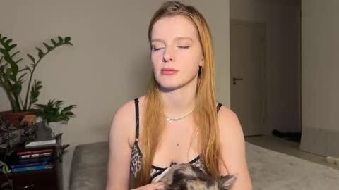 nura_foxx online show from September 2025 12:55:01 AM