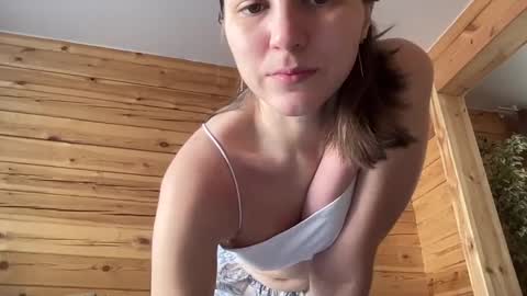 Ema online show from September 2025 02:26:01 AM