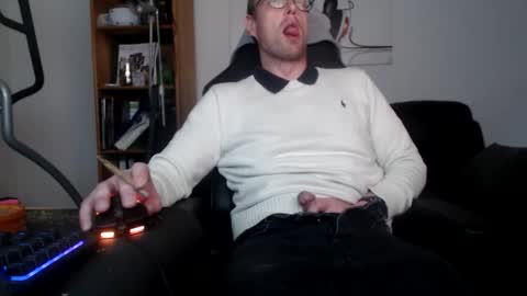 nursefan online show from October 2025 04:19:01 PM