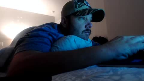 nuttincowboy727272 online show from February 2026 02:48:02 PM