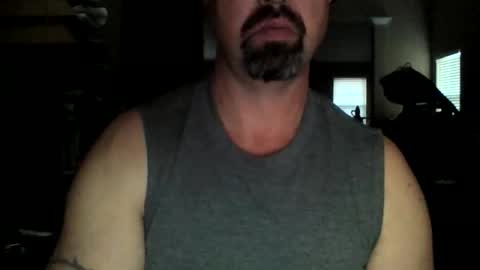 nvrenuff1979 online show from February 2026 12:32:01 PM