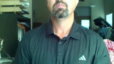 Snapshot of nvrenuff1979 chatting on May 2026 12:33:01 PM nvrenuff1979 online show from May 2026 12:33:01 PM