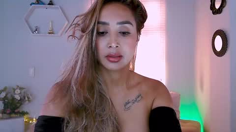 Nycole online show from January 2025 03:29:01 PM