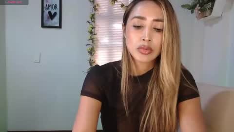 Nycole online show from July 2026 06:18:02 PM