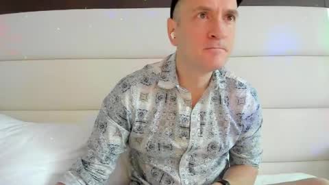 Snapshot of nyhudsonvalleyfun chatting on April 2026 02:58:01 PM HudsonValleyNYfun online show from April 2026 02:58:01 PM