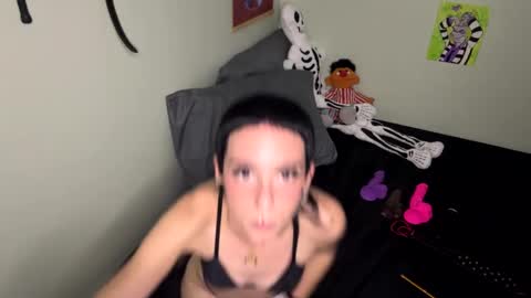 Snapshot of nymphaeaorion chatting on September 2025 12:32:02 AM Nymphaea online show from September 2025 12:32:02 AM