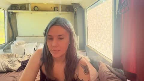 Creamy Grapefruit online show from October 2025 11:05:02 PM