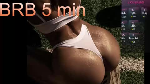 Snapshot of nymphobabee chatting on October 2025 01:34:01 PM crystal 3 online show from October 2025 01:34:01 PM