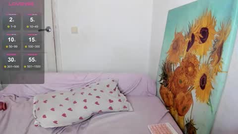 Snapshot of nymphobabee chatting on November 2025 10:26:02 PM crystal 3 online show from November 2025 10:26:02 PM