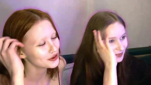 nyra_thira online show from April 2026 06:38:01 PM