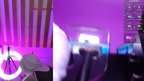 Nyvet online show from October 2025 02:12:02 PM