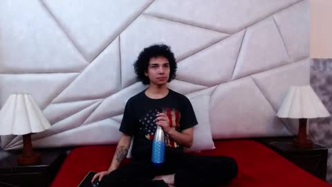 nyx_and_arian online show from April 2026 01:58:02 AM
