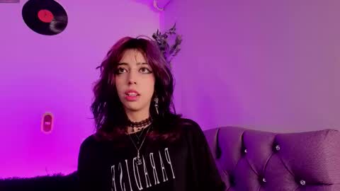   online show from January 2026 04:58:02 AM