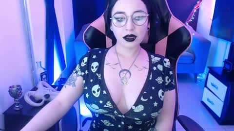 Snapshot of nyxnocturne chatting on June 2026 03:07:02 PM Nyx online show from June 2026 03:07:02 PM