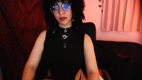 Nyxxei online show from February 2026 06:22:01 AM